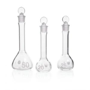 Serialized and dertified volumetric flask