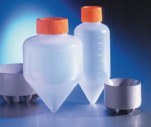 Centrifuge bottles with screw cap
