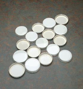 White Metal Screw Caps, Plastisol Liner, Qorpak®
