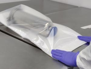 Self-sealing PureClean 1421B Tyvek® Autoclave bag with steam indicator