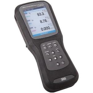 Oakton® WQ350 waterproof single-channel Smart handheld meter (probe not included)