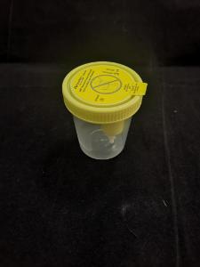 Urine collection container with needle 100 ml