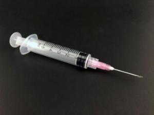 Air-Tite 5 ml Luer lock syringes with attached 18G × 1" needle