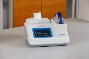Micro-Volume Spectrophotometer
