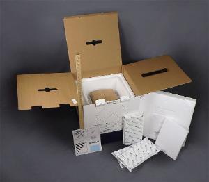 Sample transport shipper, with compliant labels, payload box, colds packs and spacers