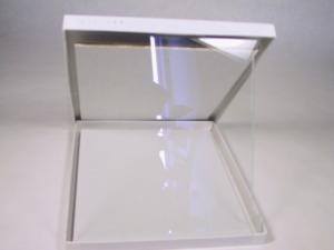 Glass plate club sandwich divider,notched