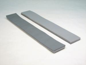 Laminated silicone rubber gaskets for casting stand