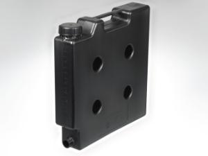 Compact jerrycan with threaded connector, 5 l