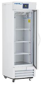 Solid door laboratory refrigerator 16 CF, interior