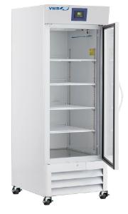 Solid door laboratory refrigerator 26 CF, interior